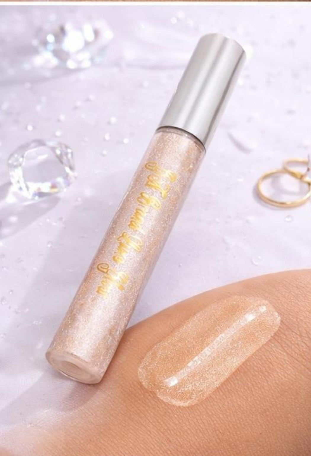 GA Brand Luxe Glow Lip Gloss – Shiny, Smooth & Non-Sticky